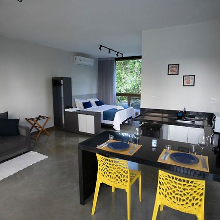Ecolounge Studios ปิเรนนอโปลิส ภายนอก รูปภาพ
