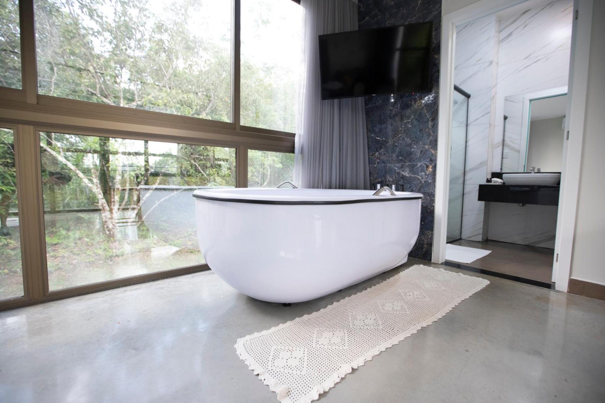 Ecolounge Studios ปิเรนนอโปลิส ภายนอก รูปภาพ